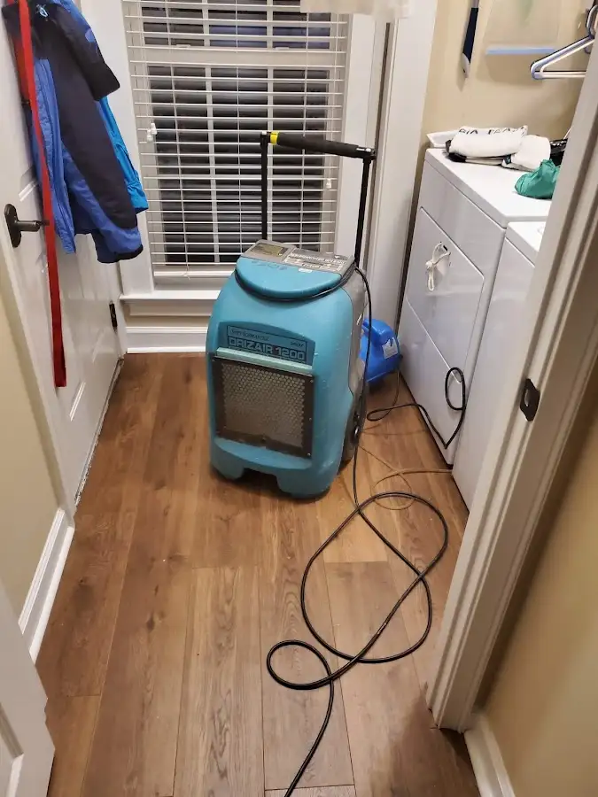 Commercial dehumidifier deployed for Flood Damage Cleanup in Maple Shade
